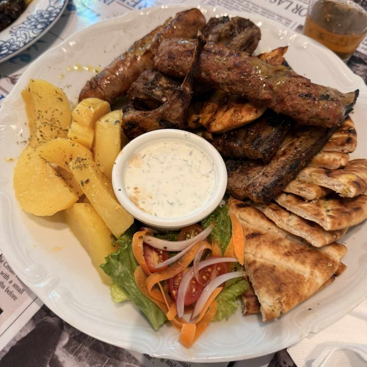 Carnes - Pikilia Kreatikon