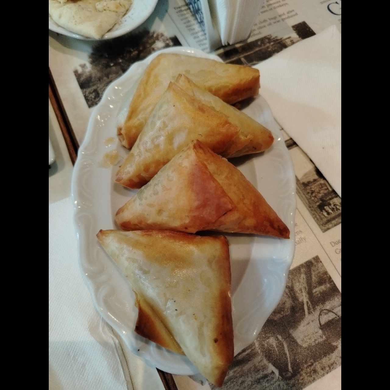 Entradas Calientes - Spanakopitakia