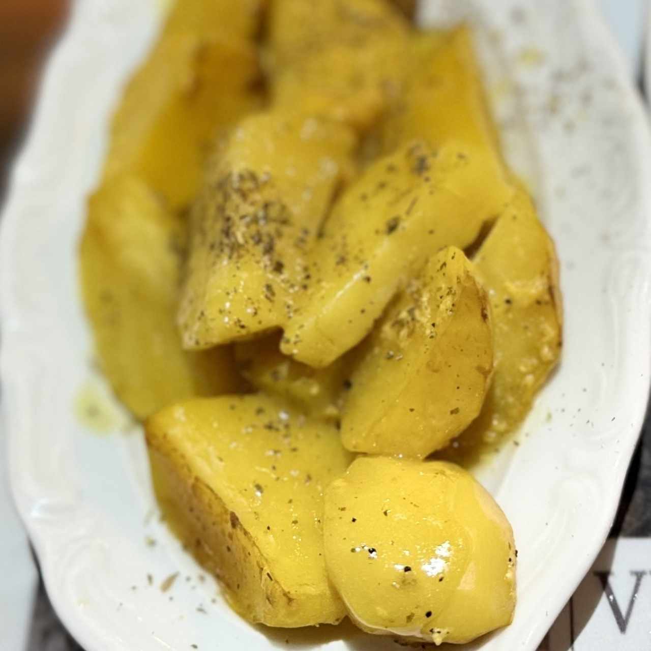 Acompañantes - Patates Tiganetes Joriatikes