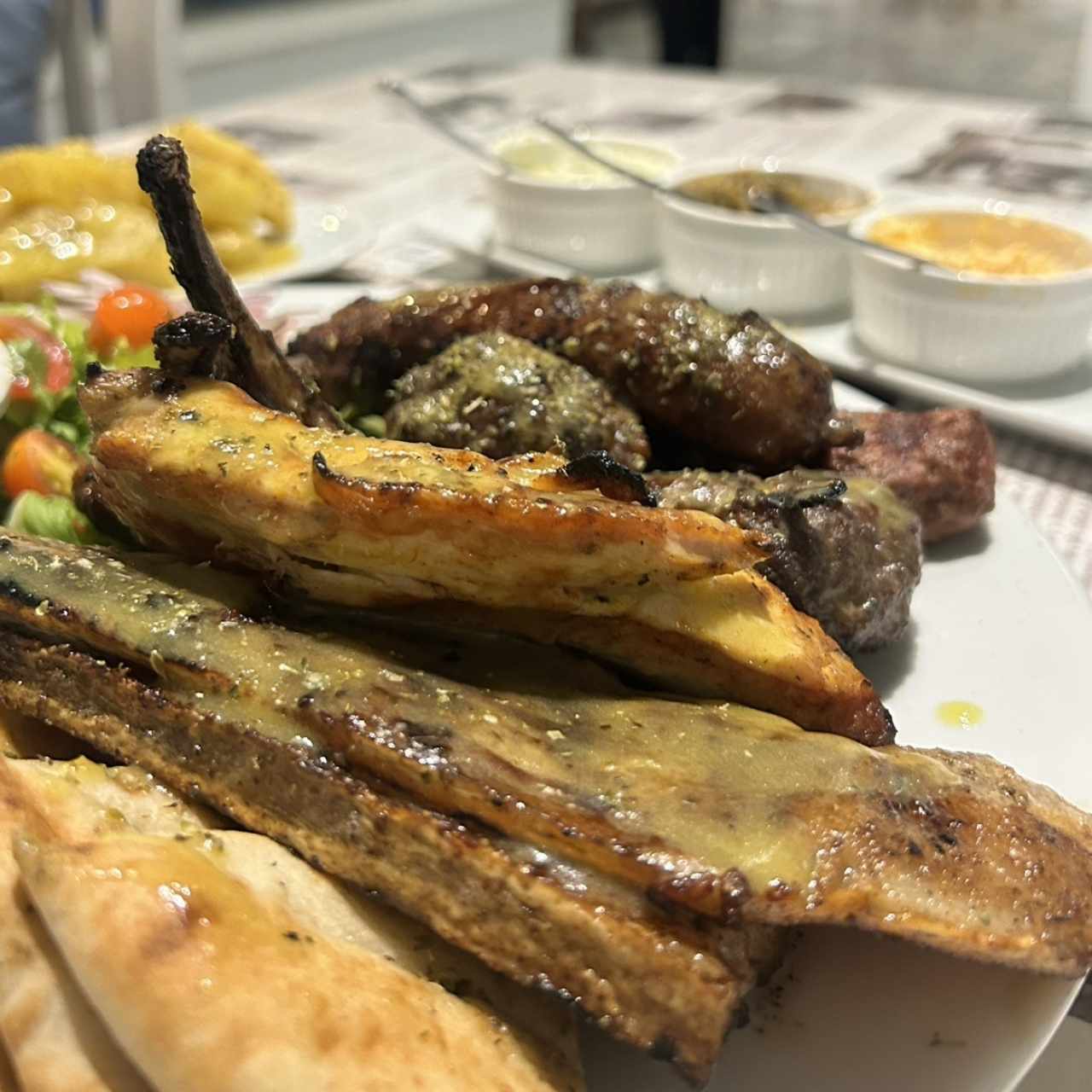 Carnes - Pikilia Kreatikon