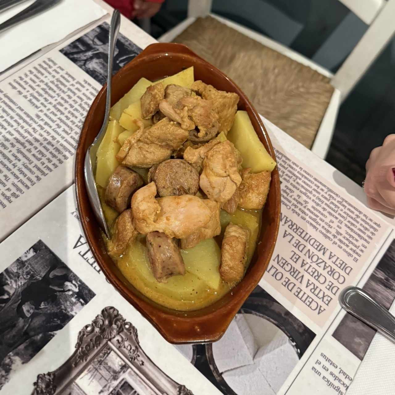 Carnes - Pikilia Kreatikon