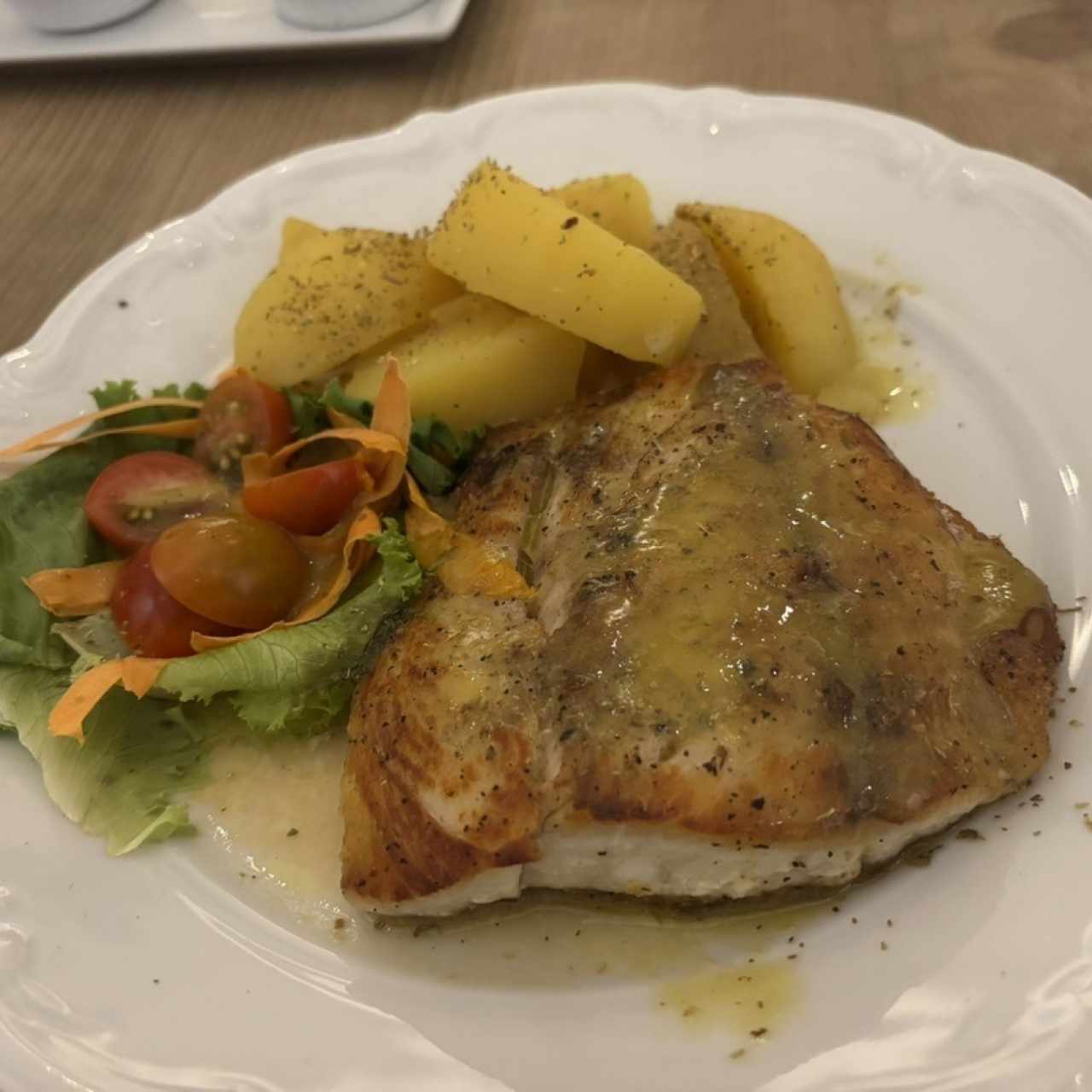 Fileto Psari Ladolemono