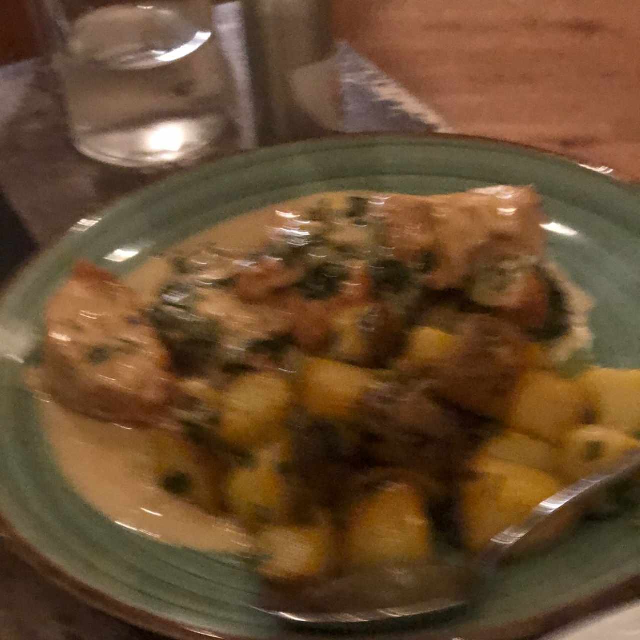 Pollo confitado