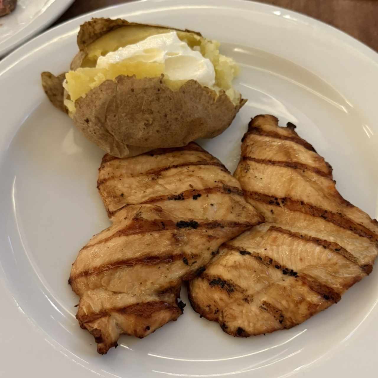 Pechuga de pollo al carbón 