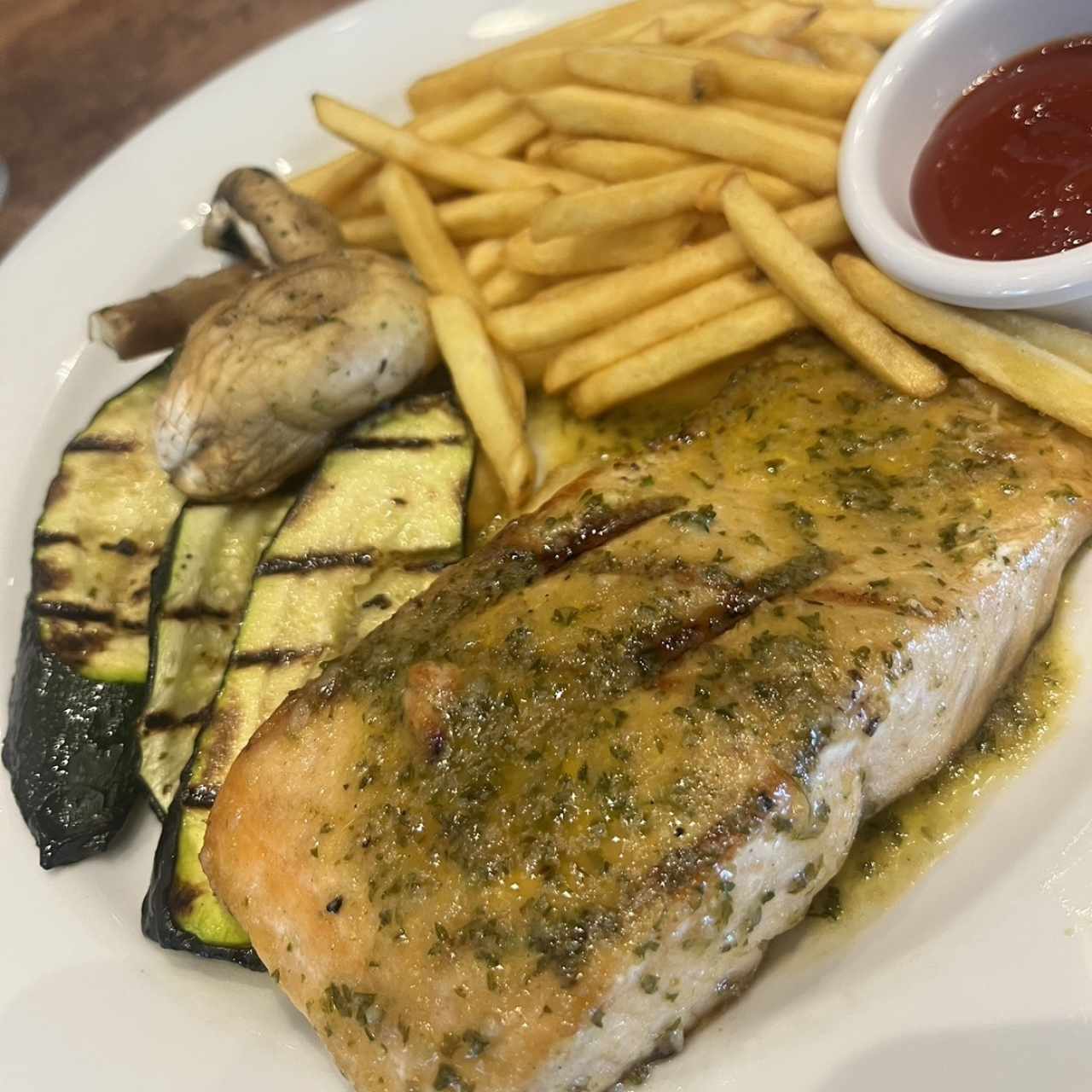 Salmón a la brasa