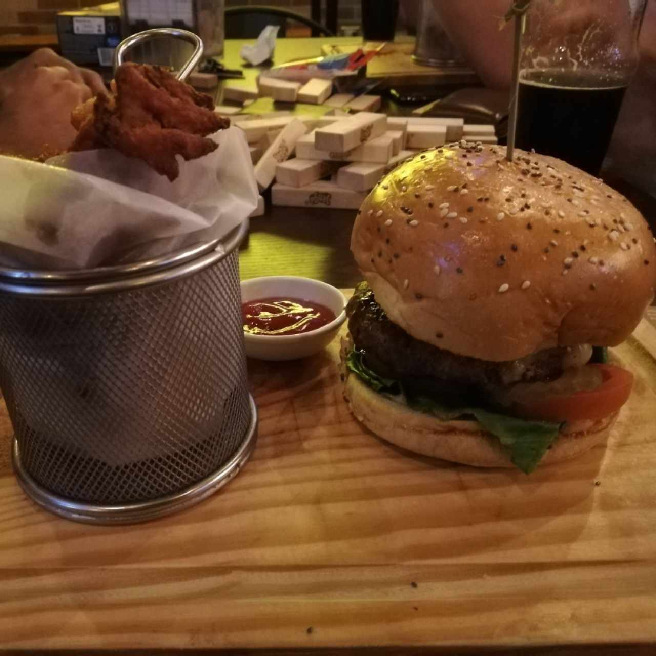 Capital Burguer con camote
