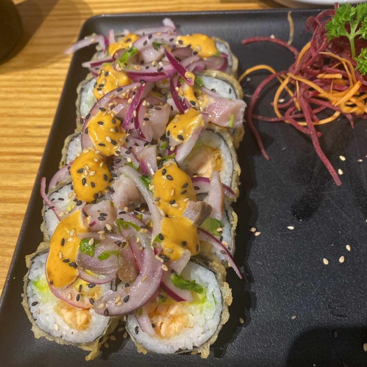 Cebiche roll