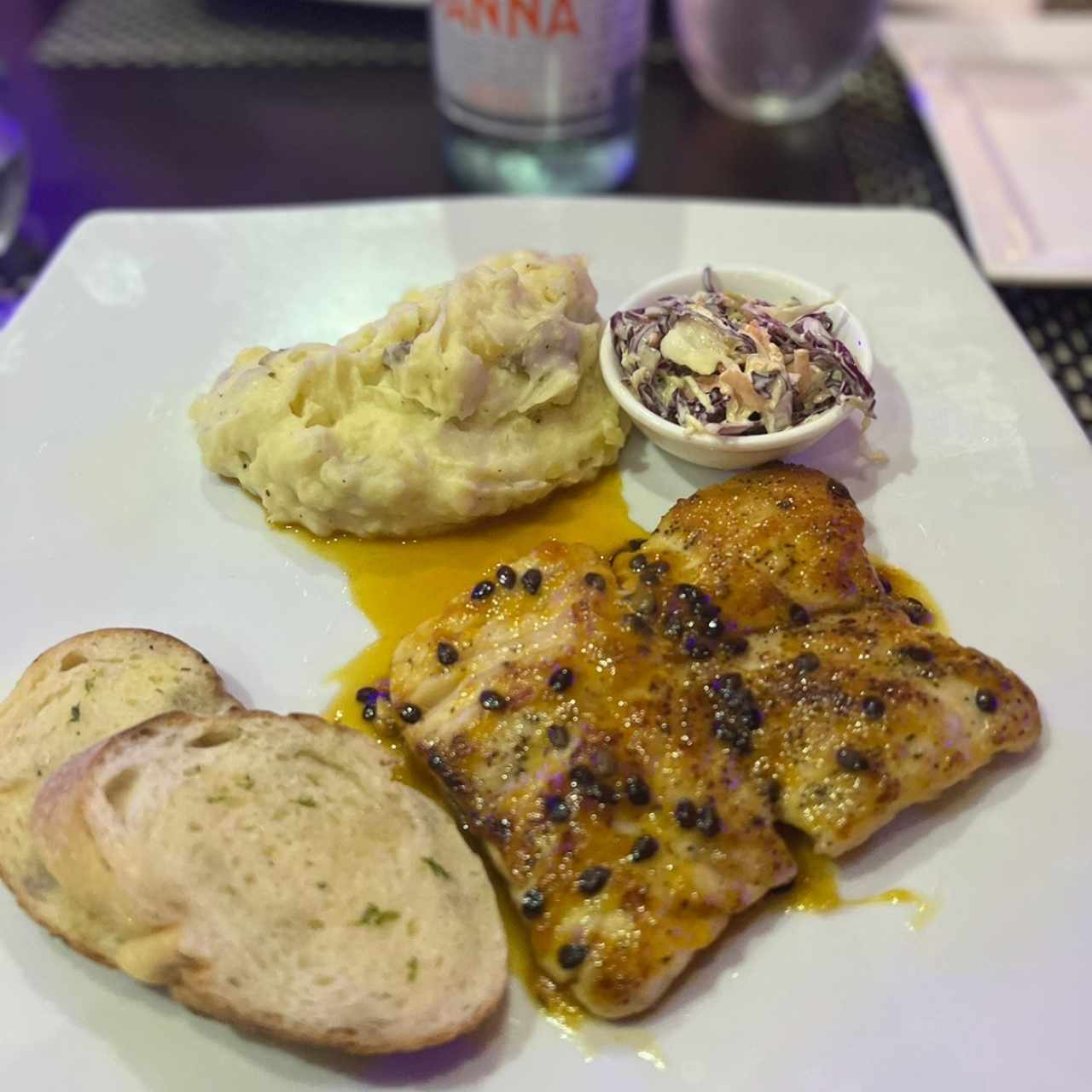 Corvina con Salsa de Maracuyá