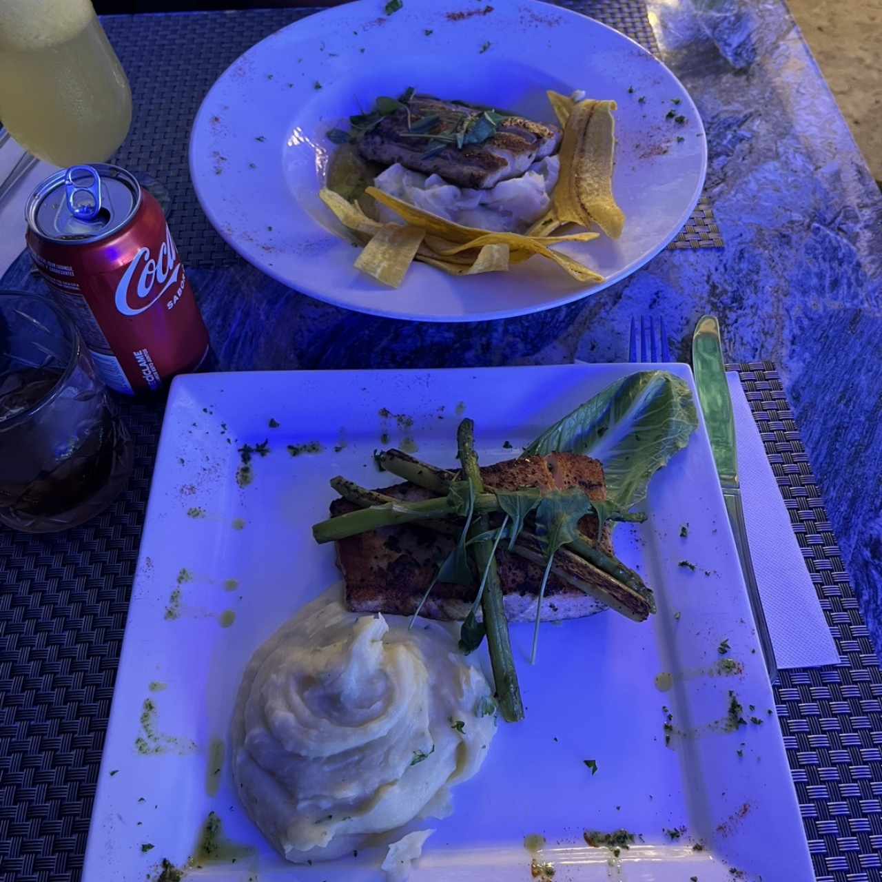Filete de Pescado en Salsa de Coco y Mango