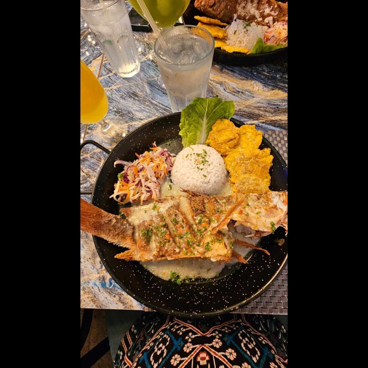 pargo en salsa al ajillo