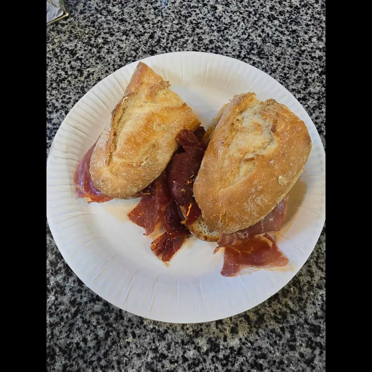 bocadillo jamón serrano