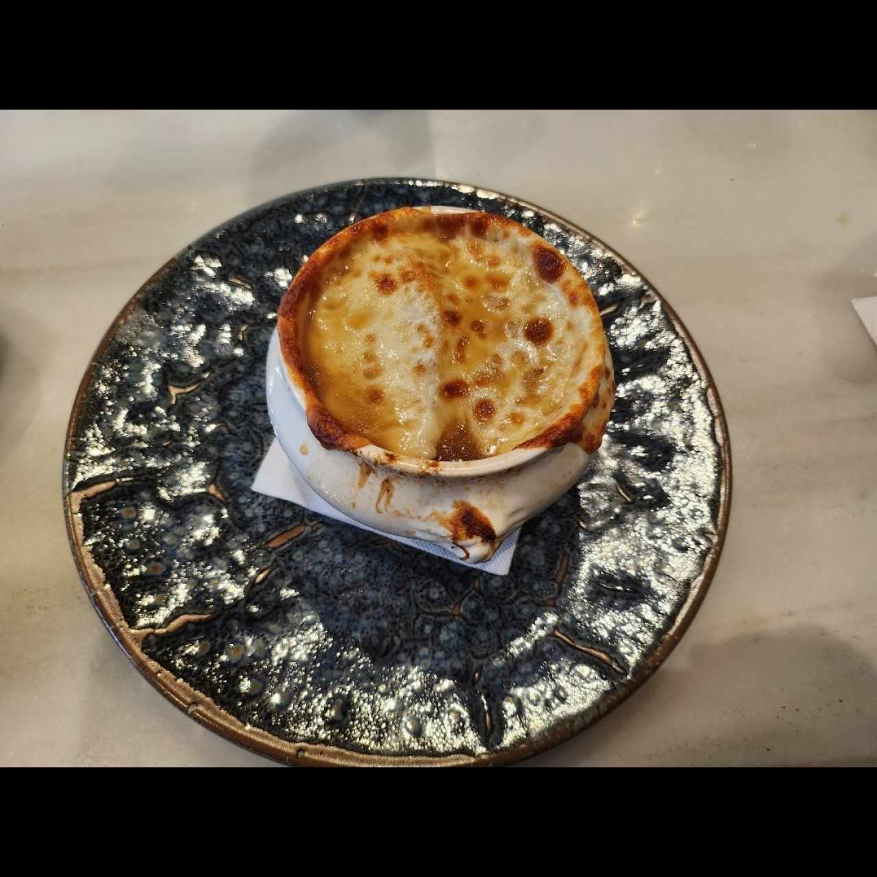 Sopa de Cebolla Gratinada