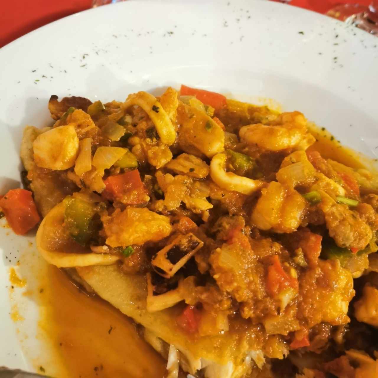 Filete de Corvina a lo Macho
