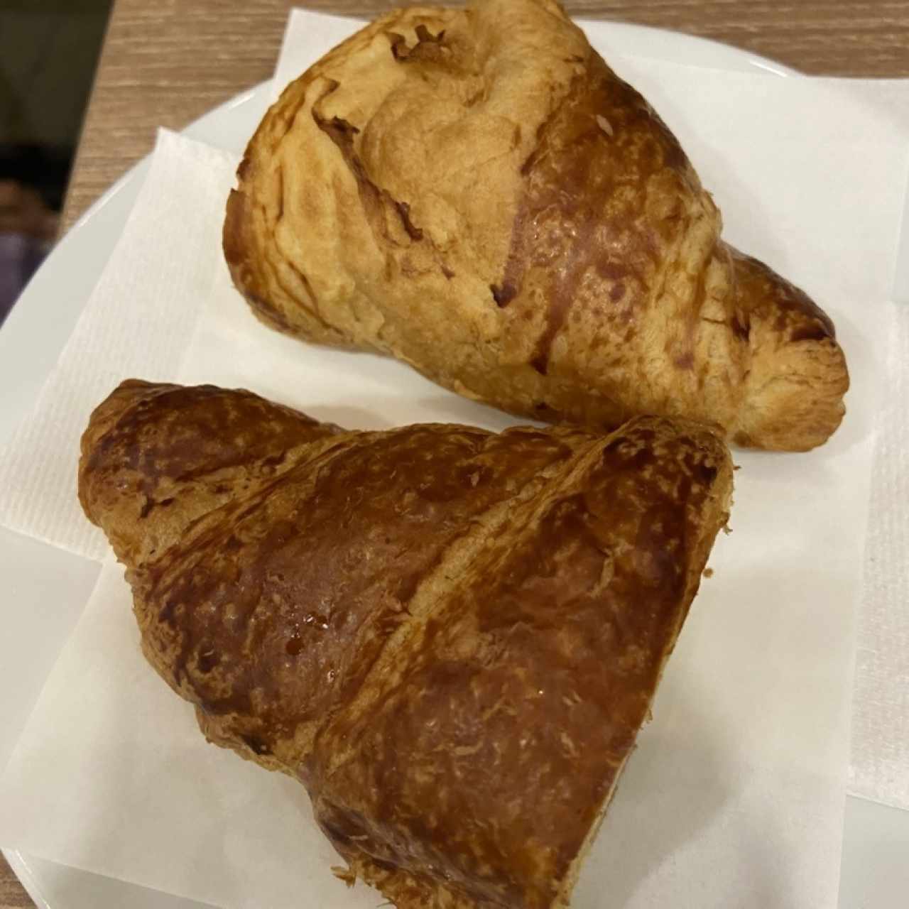 PASTELERÍA SALADA - Croissant de Mantequilla