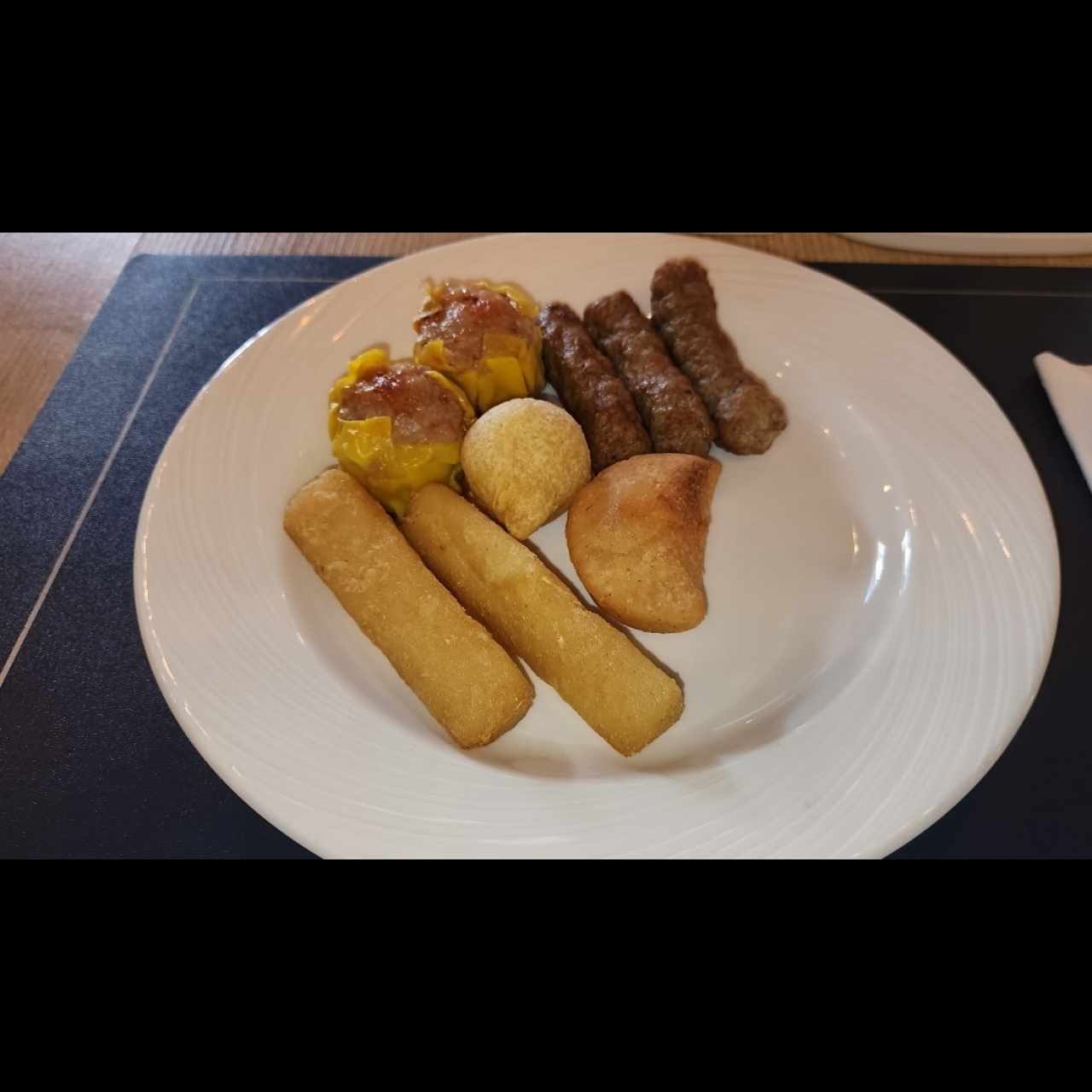 Bufet Plato 1
