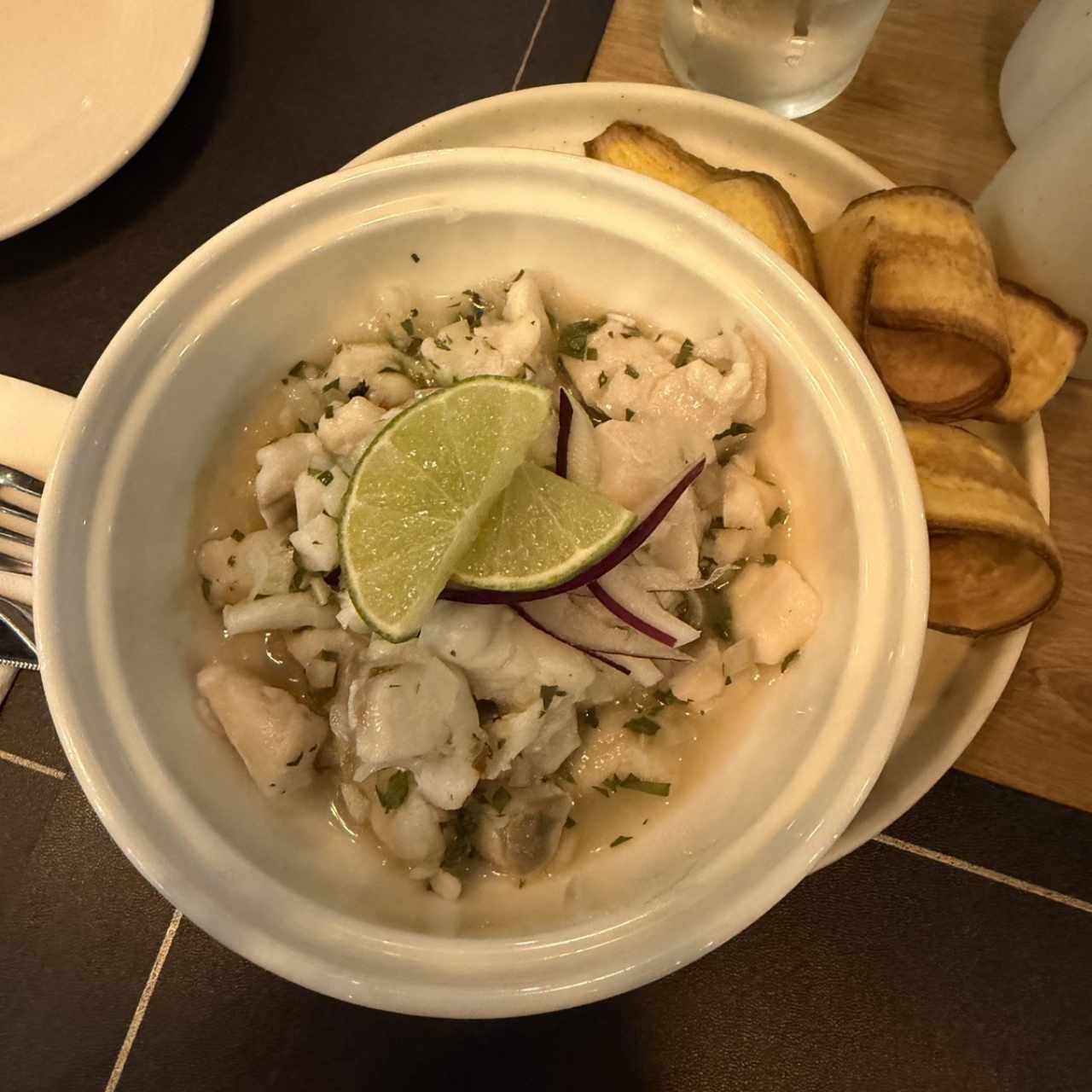 ENTRADAS - CEVICHE DE CORVINA