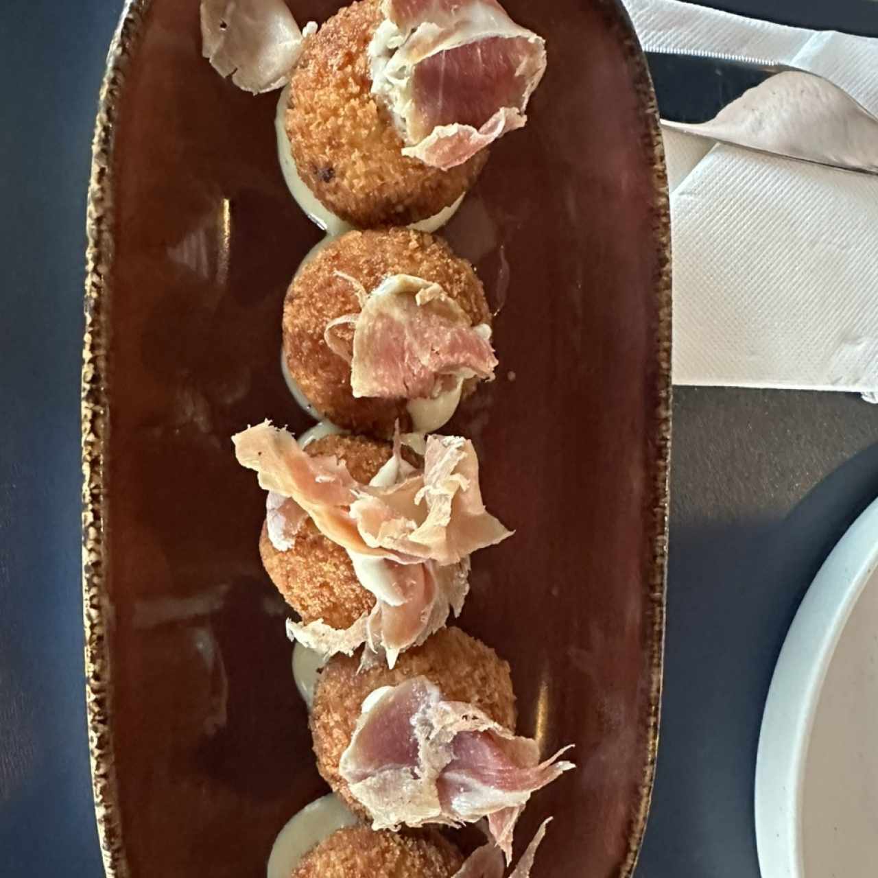 CROQUETAS DE JAMÓN Y QUESO