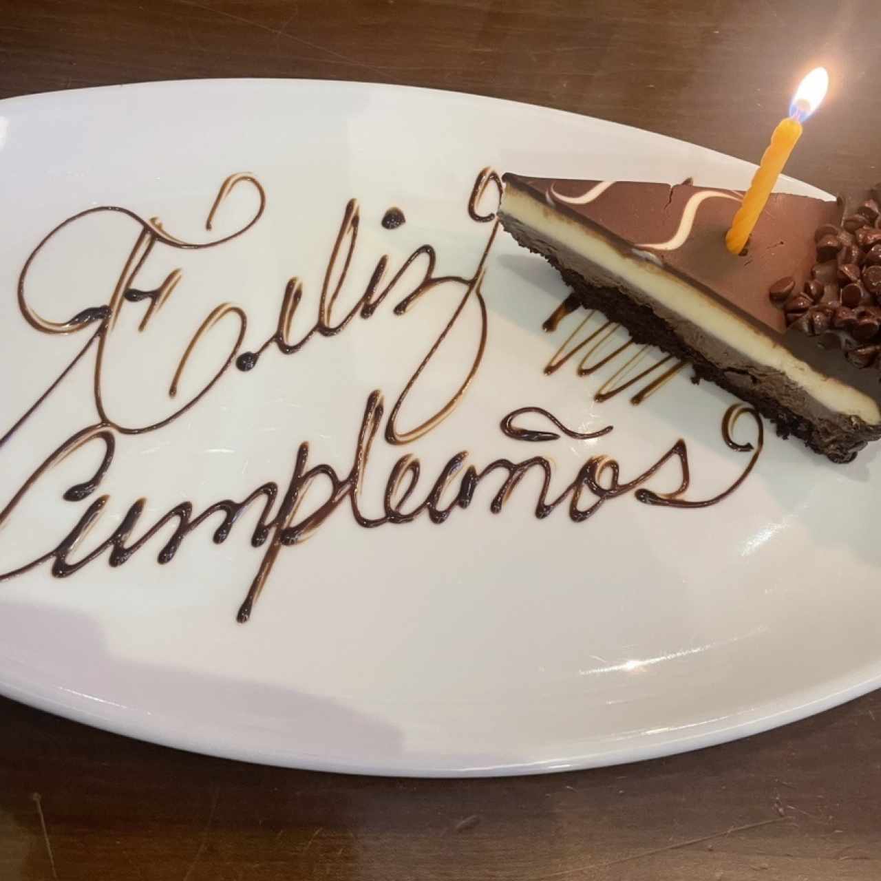 Blanck Tie Mousse Cake HBD's presentation