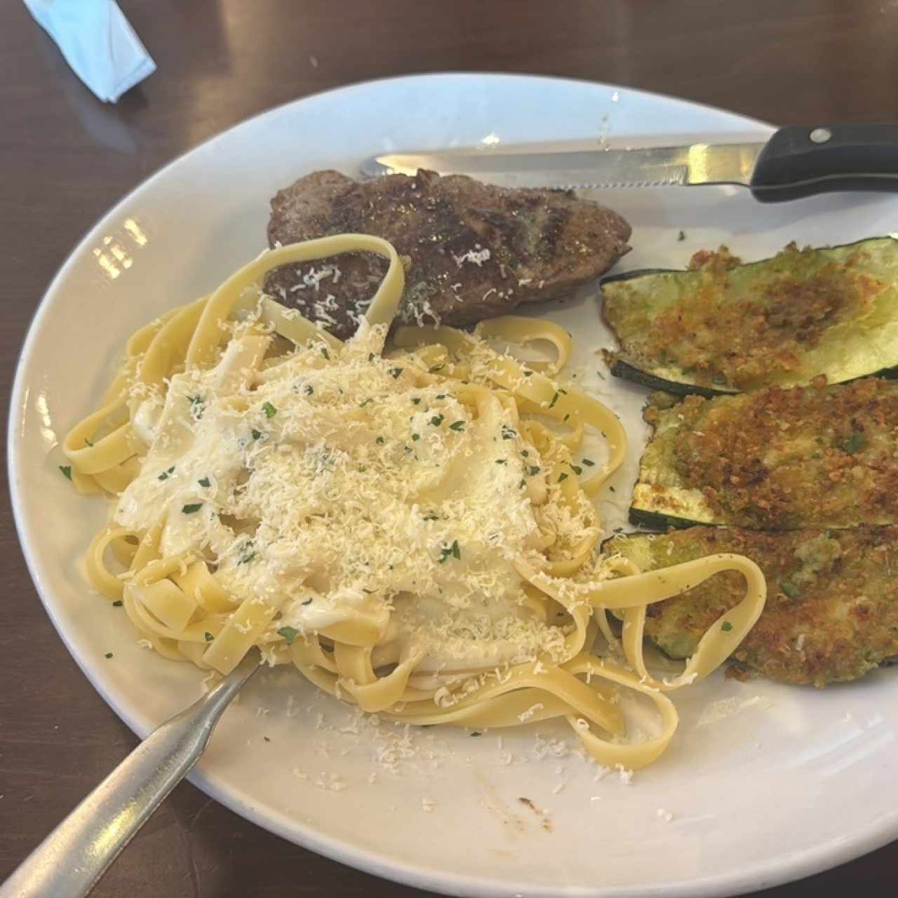 Classic Entreés - Steak Alfredo