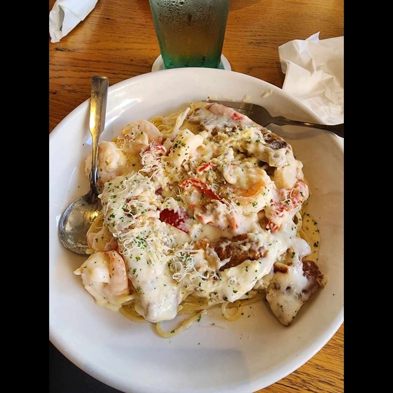 Classic Entreés - Chicken & Shrimp Carbonara