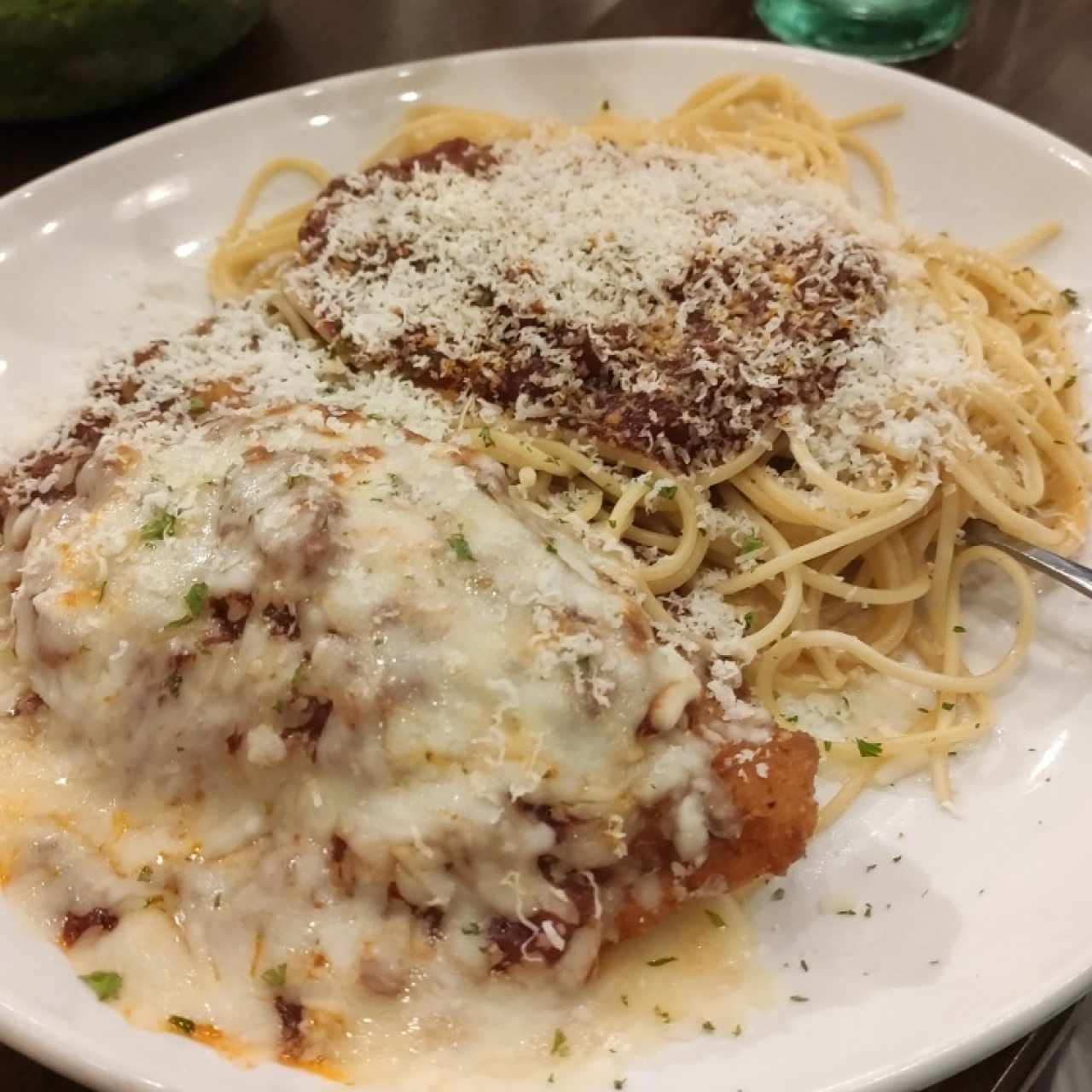 Clasicas Favoritas - Chicken Parmigiana