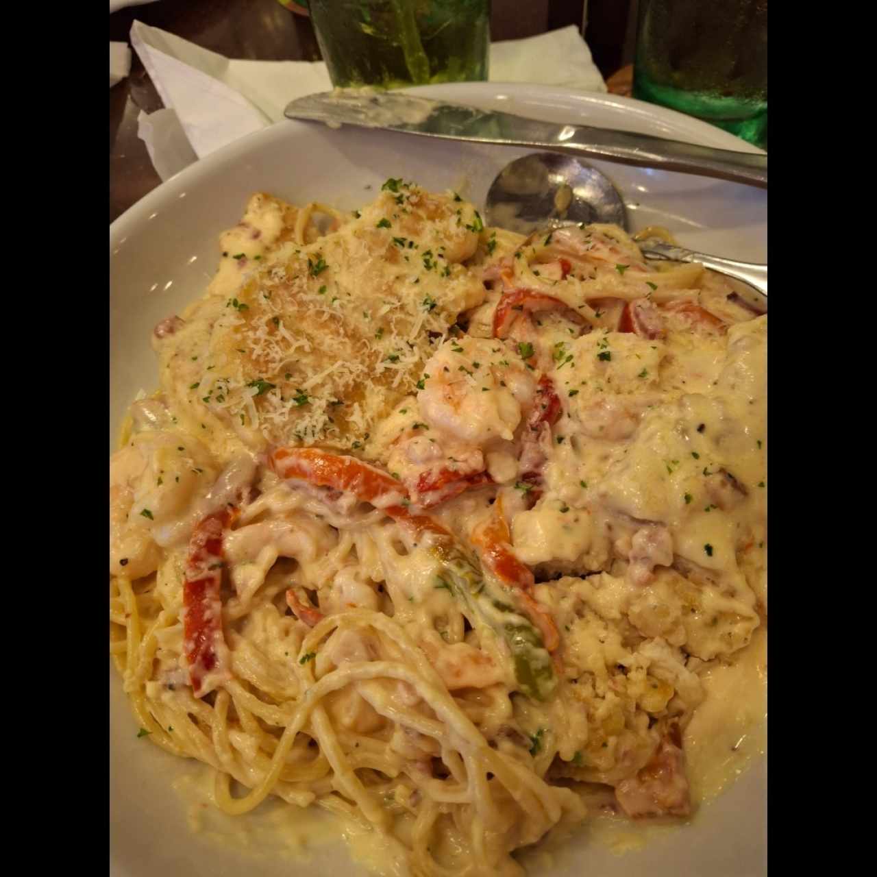 Classic Entreés - Chicken & Shrimp Carbonara