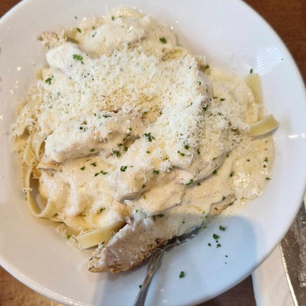 Amazing Alfredos - Chicken Alfredo