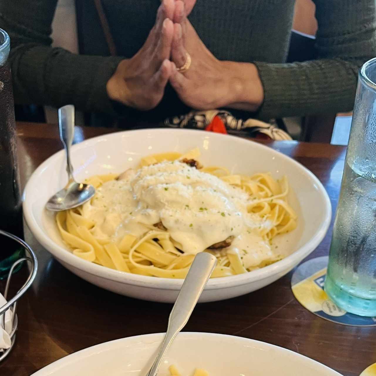 Amazing Alfredos - Chicken Alfredo