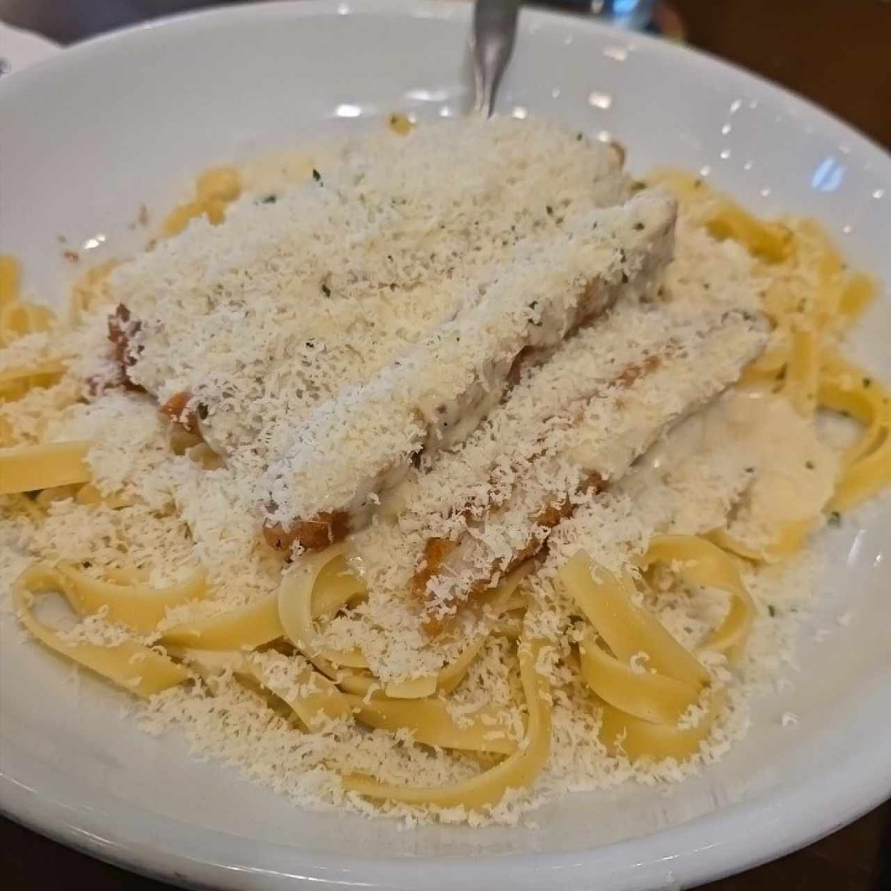 Amazing Alfredos - Fettuccine Alfredo