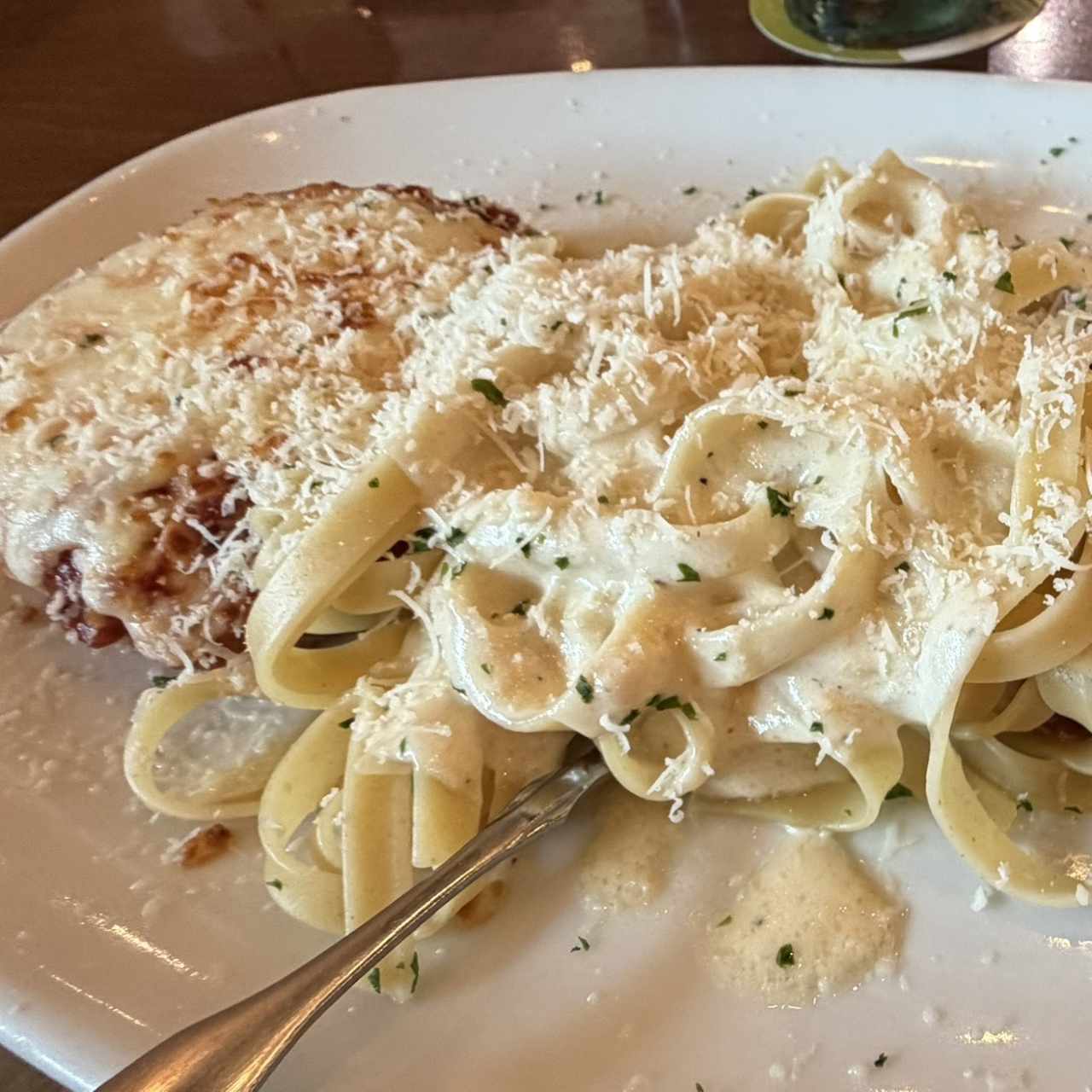 Amazing Alfredos - Chicken Alfredo