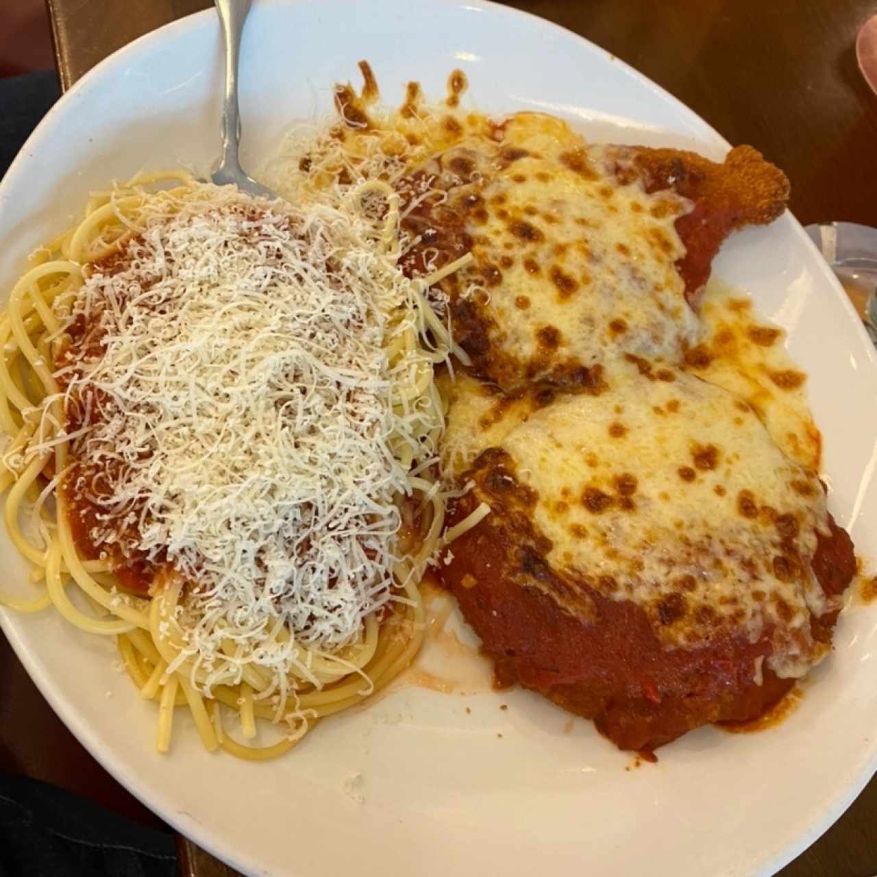 Clasicas Favoritas - Chicken Parmigiana