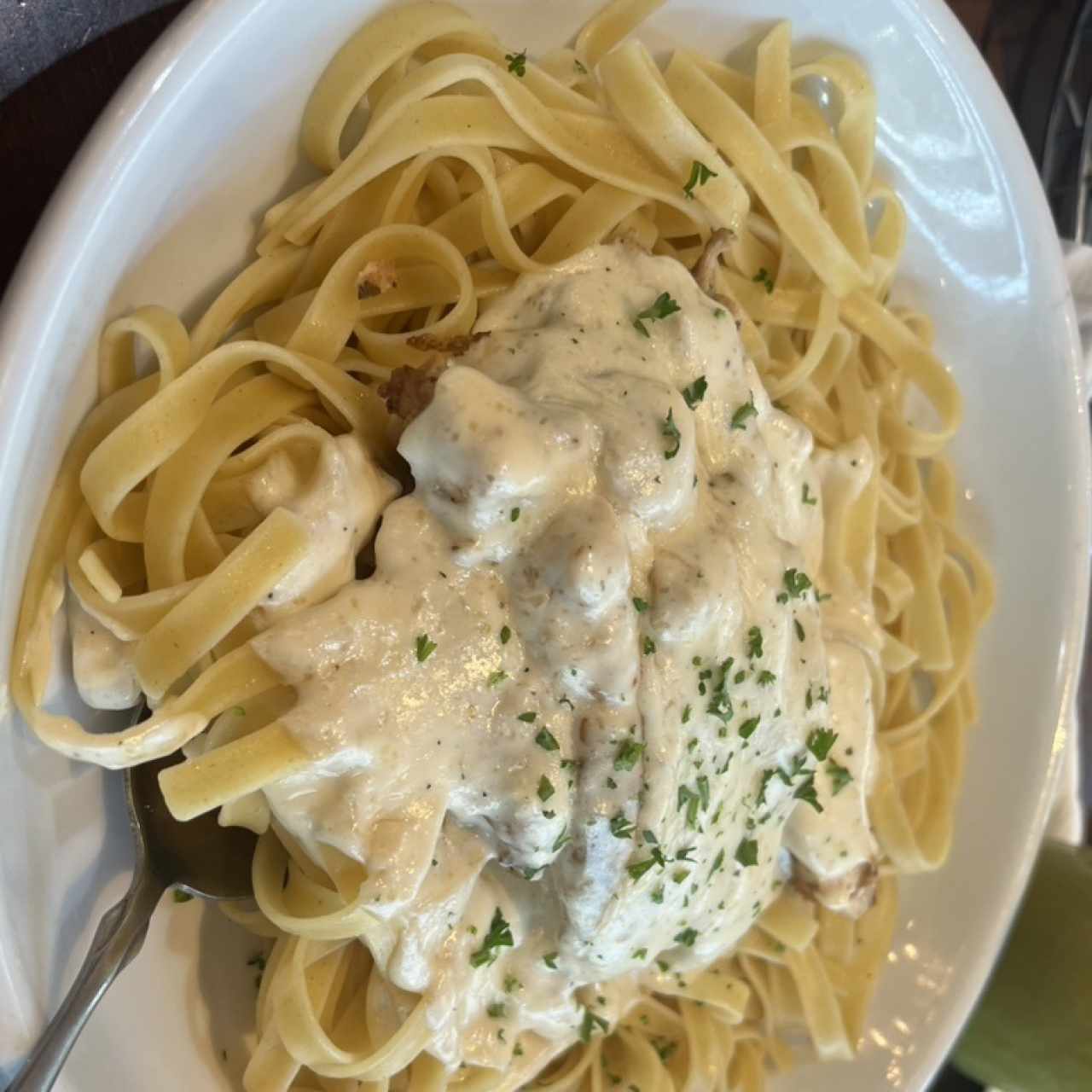Amazing Alfredos - Fettuccine Alfredo