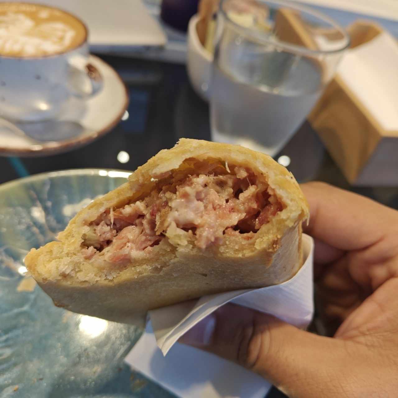 Share - Empanadas Horneadas
