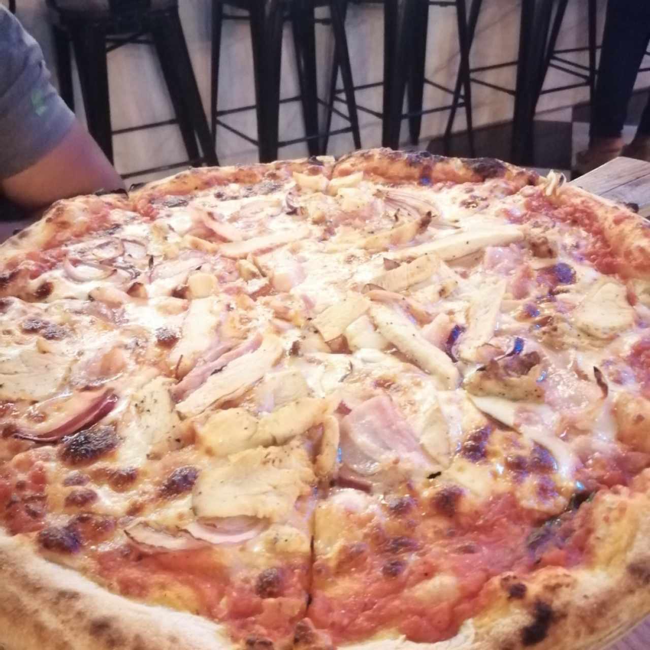 grilled chicken pizza