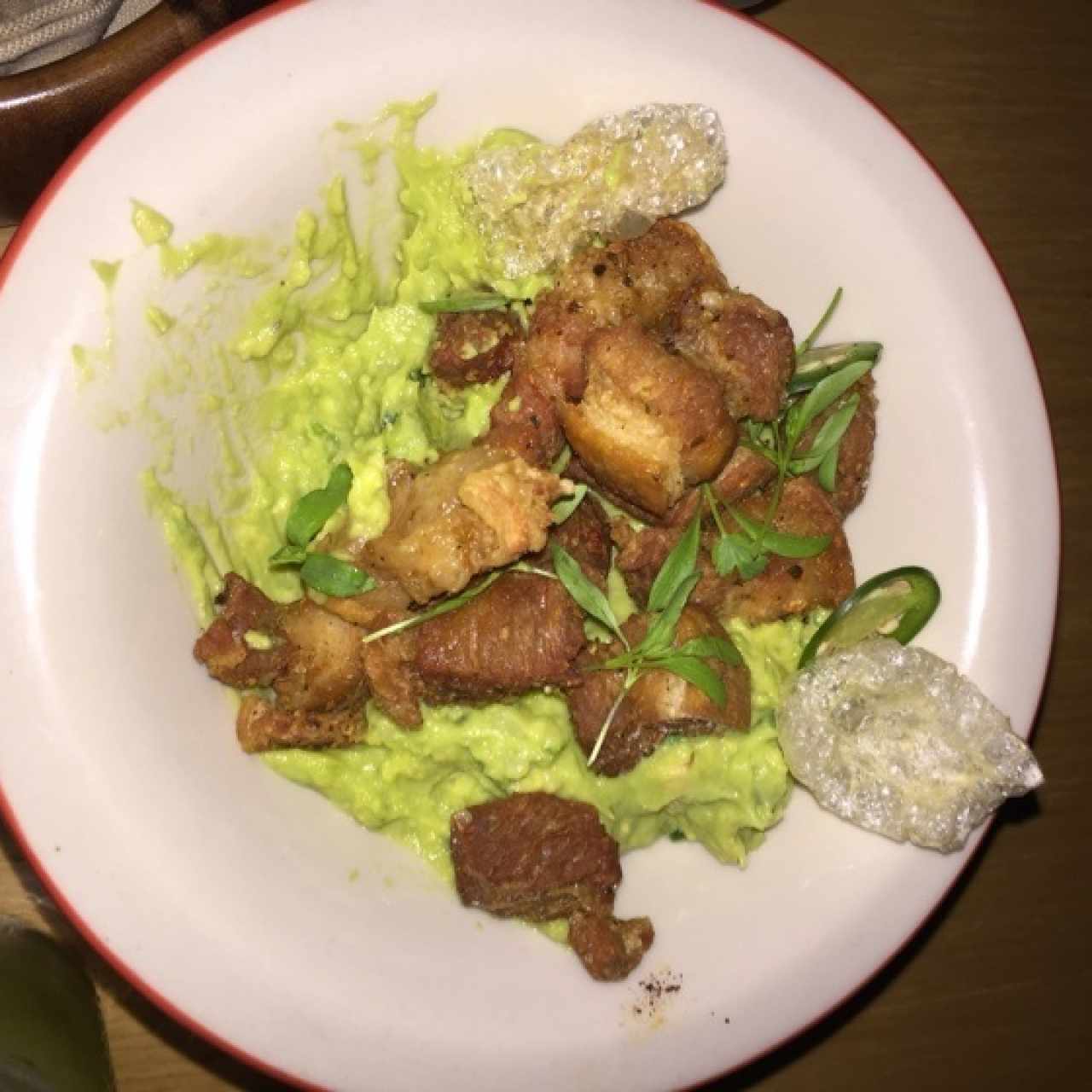 guacamole con chicharron (ya lo habia probado jejeje)