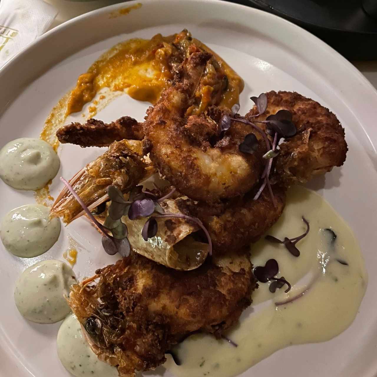 LANGOSTINOS BOCAS LANGOSTINOS APANADOS SERVIDOS CON NUESTRA SALSA ROMESCO