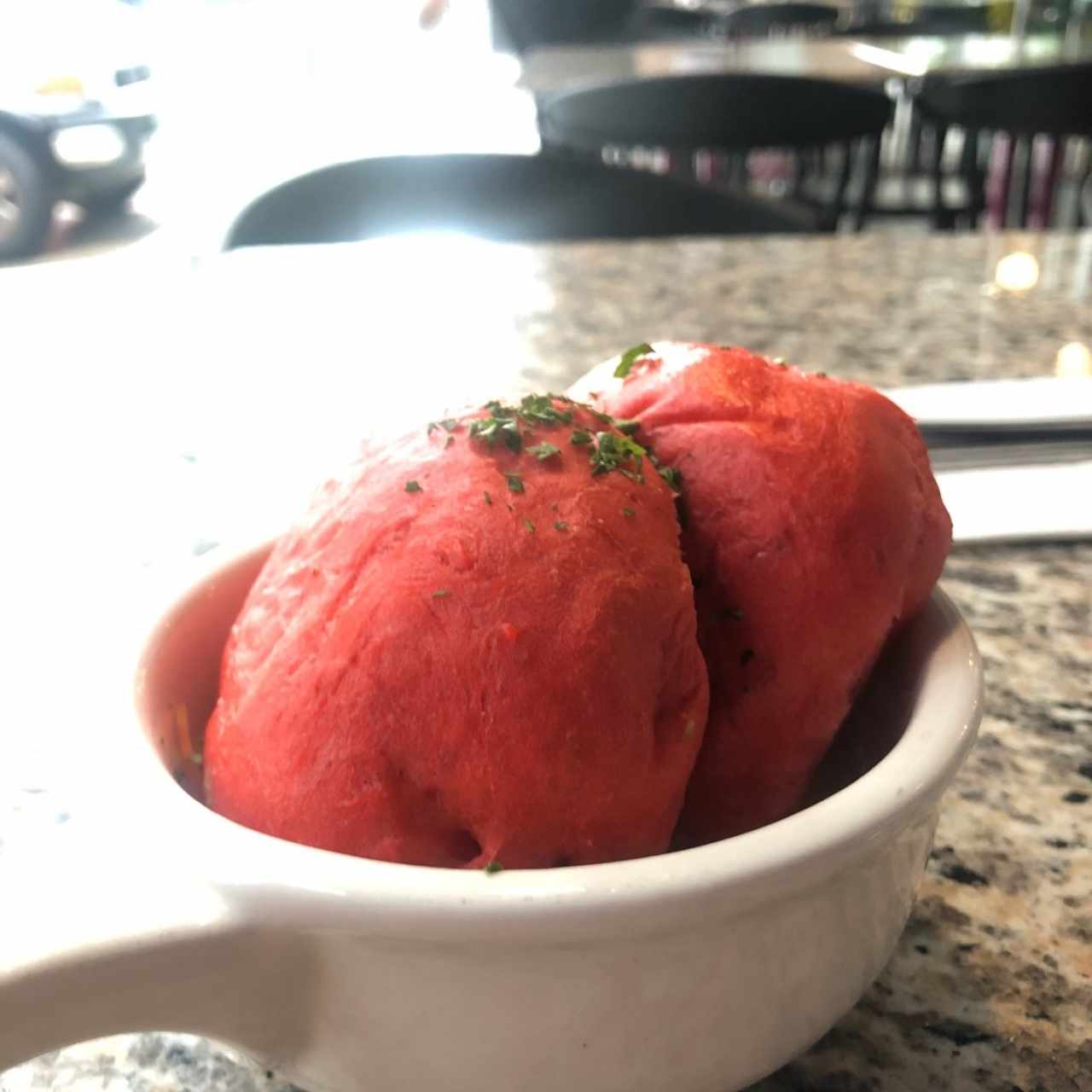 wan ton hongos y puerco