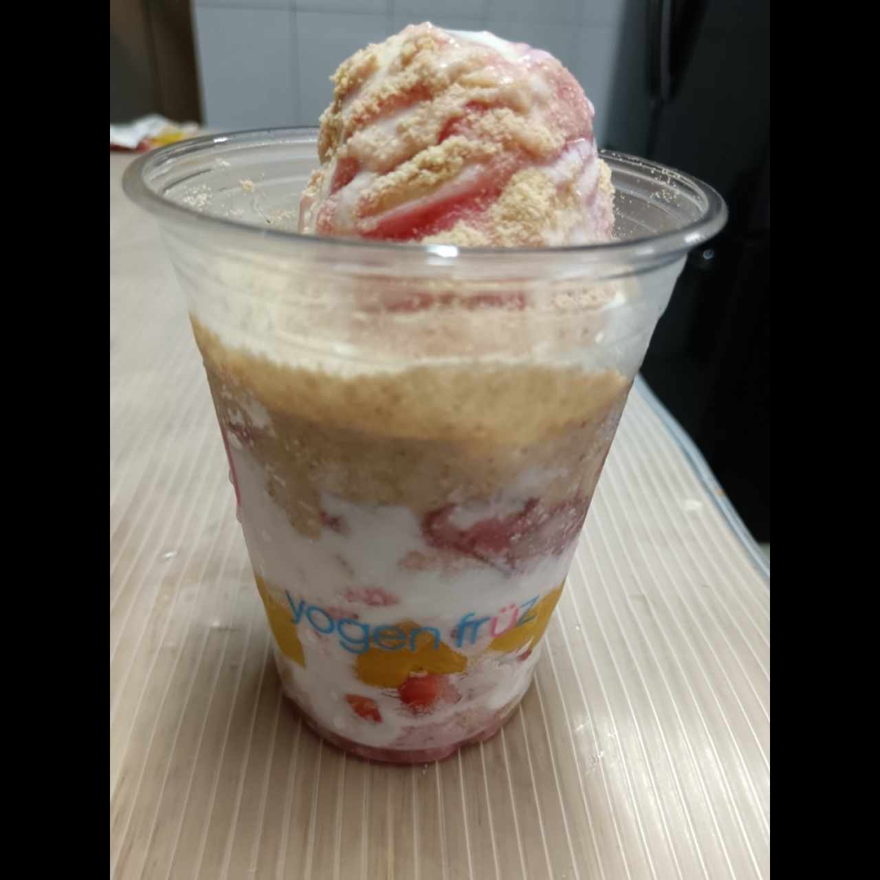 Parfait - 16 Oz 3 Cereales + 4 Frutas