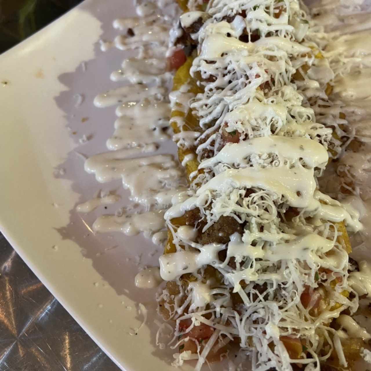 Patacones con cerdo