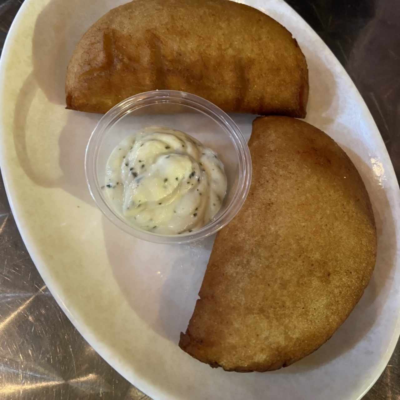 Empanada de Pollo a la leña