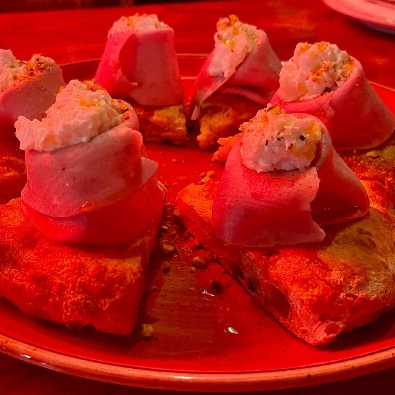 Pizzas Scrocchiarella - Stracciatella e Mortadela