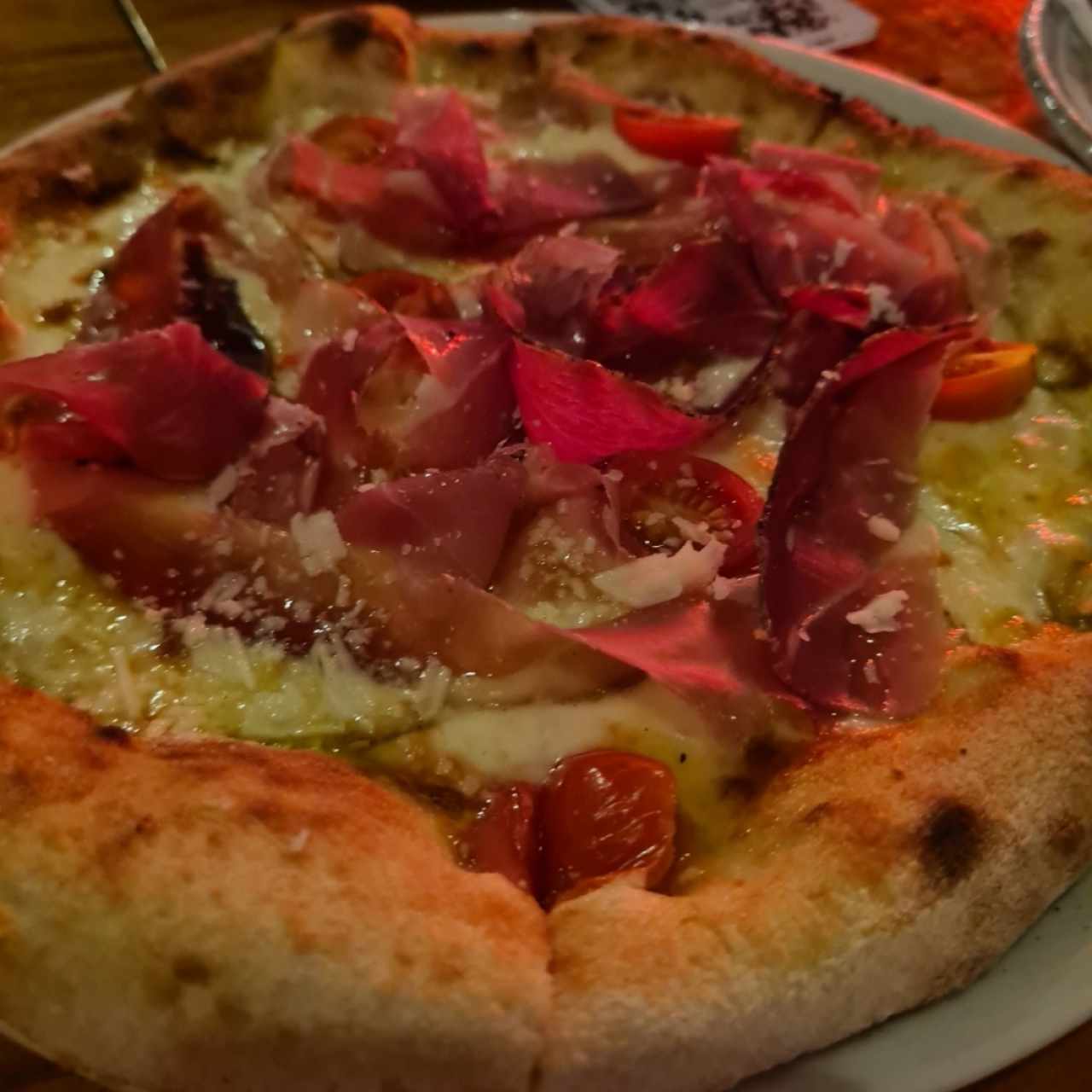 Pizza Giallo e Prosciutto