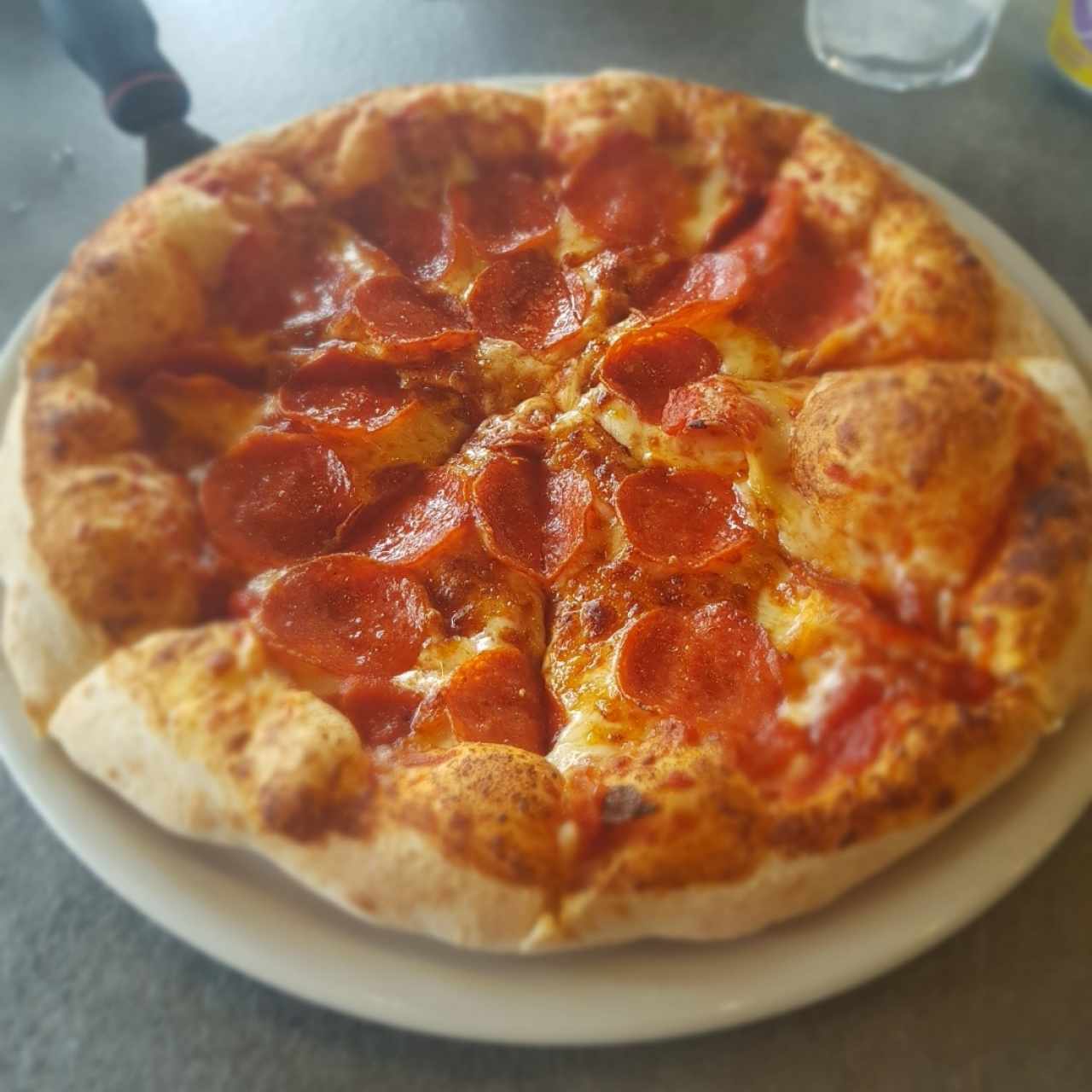 Pizzas - Pizza con Pepperoni