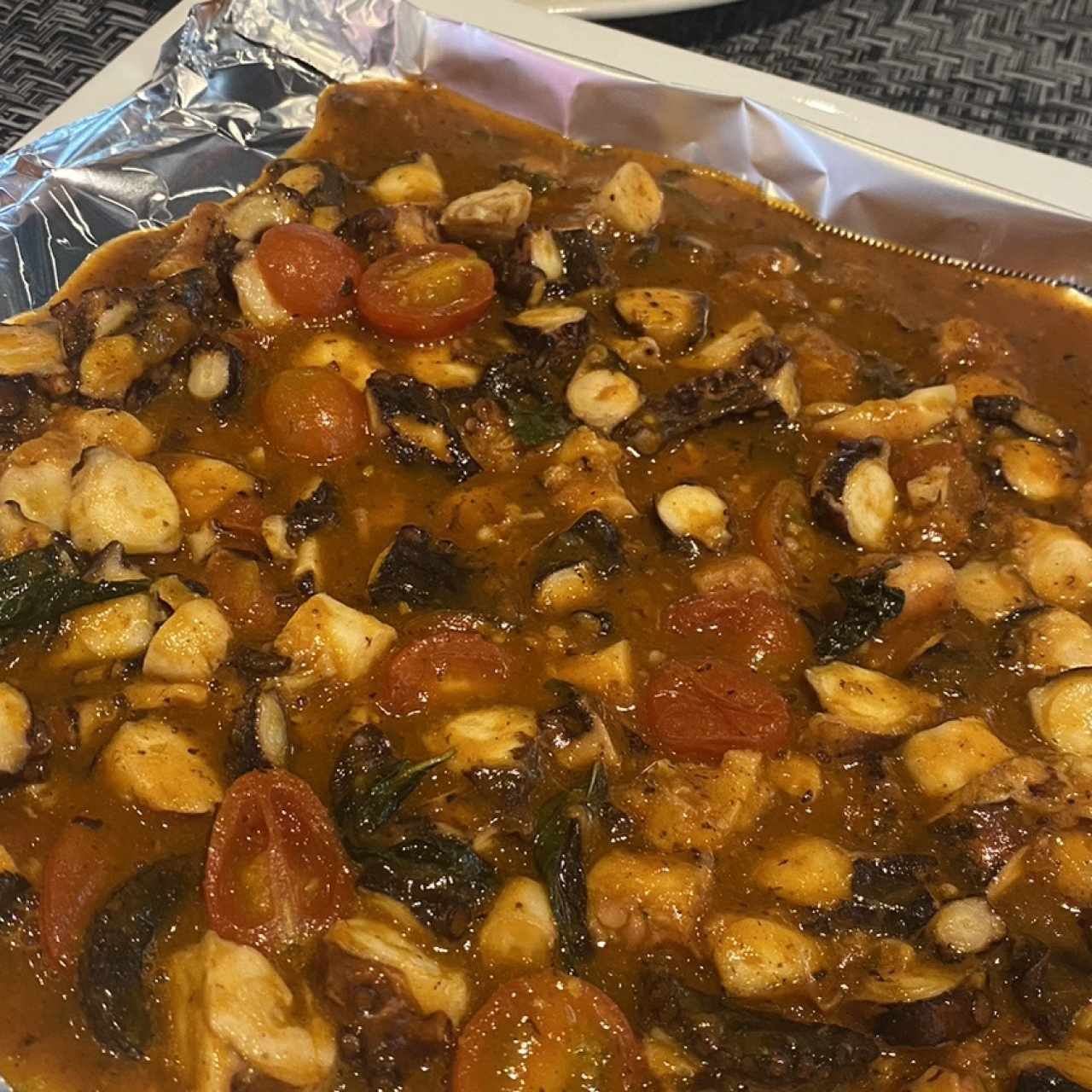 Pulpo al Cartucho con pan Pita