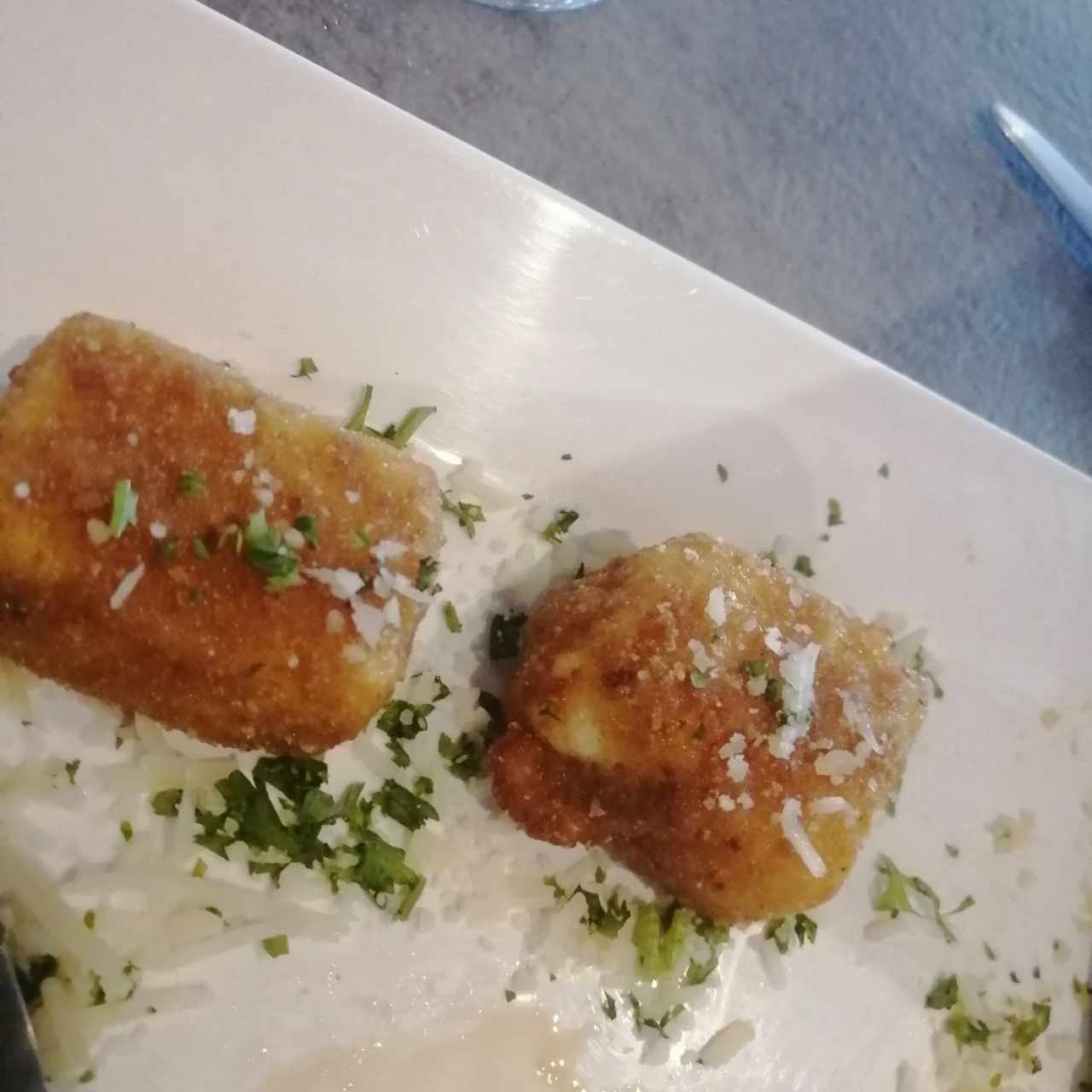 Antipastos - Mozzarella Apanada