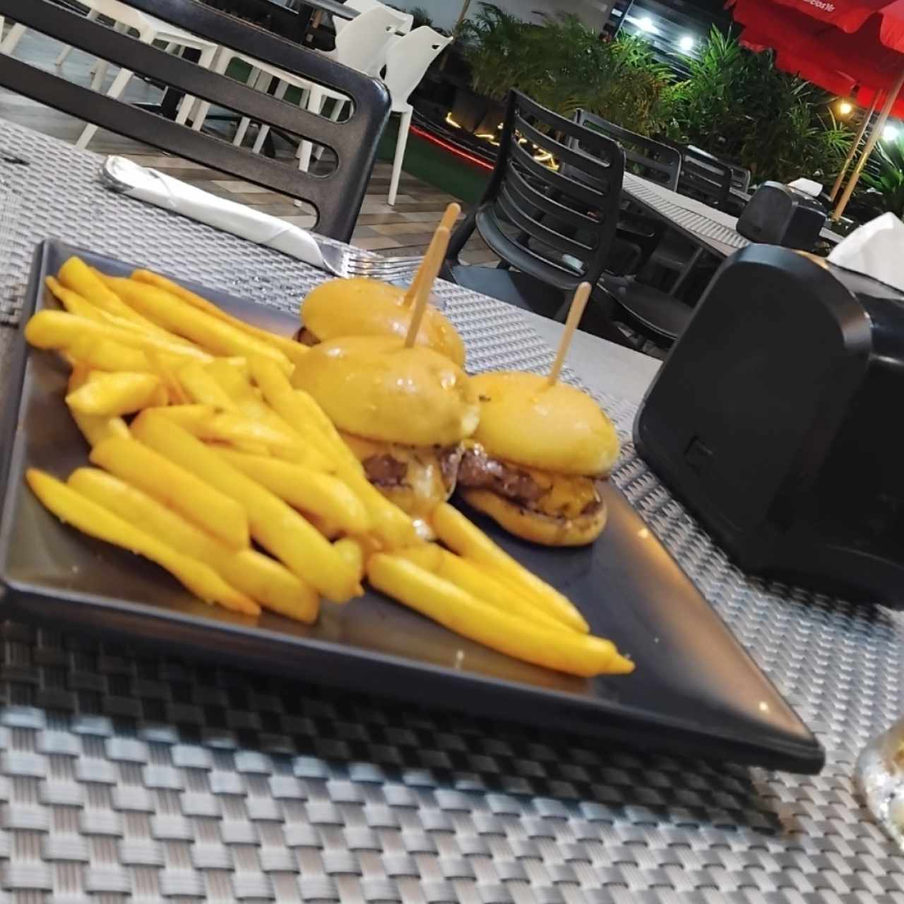 Mini Burgers 