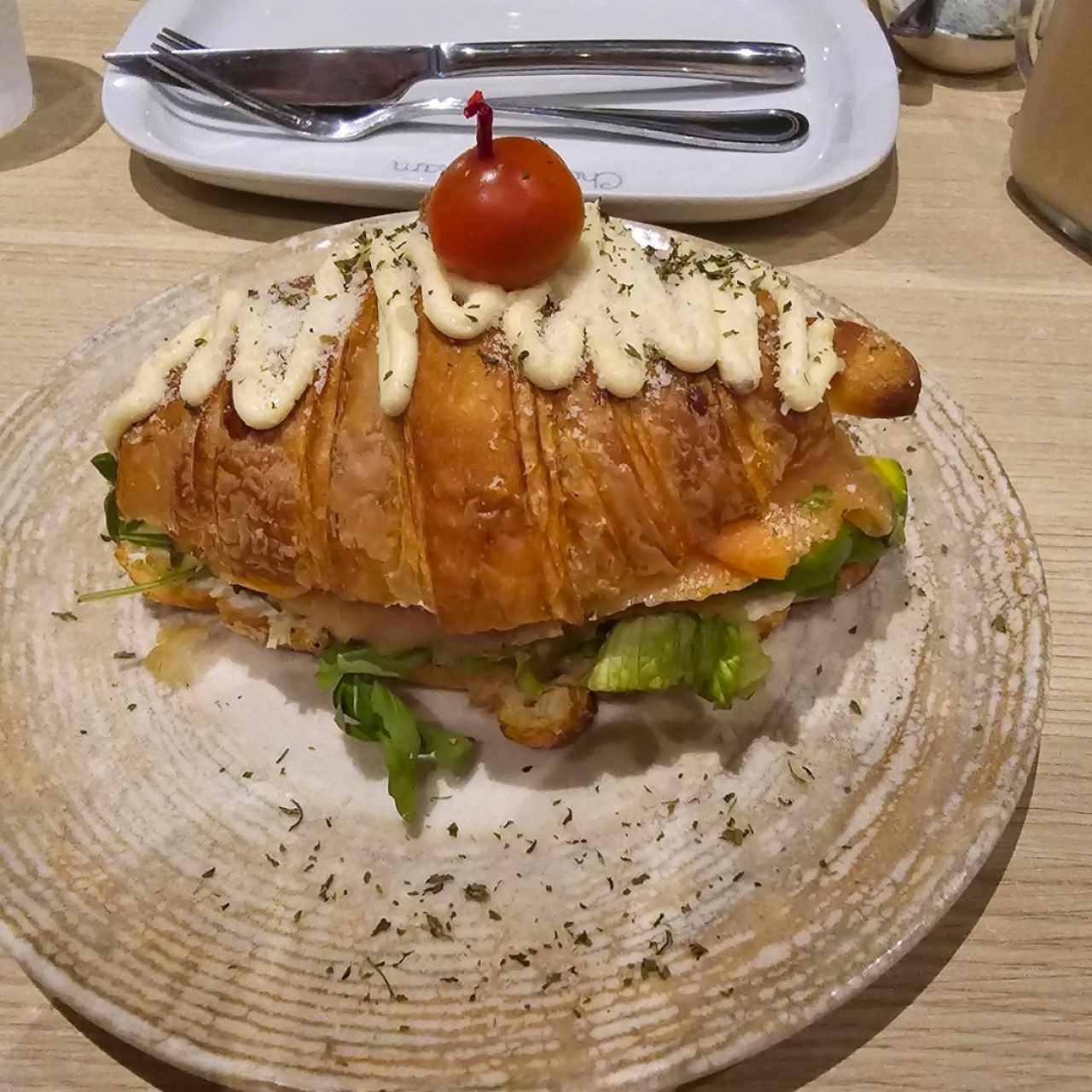 Croissant de salmón