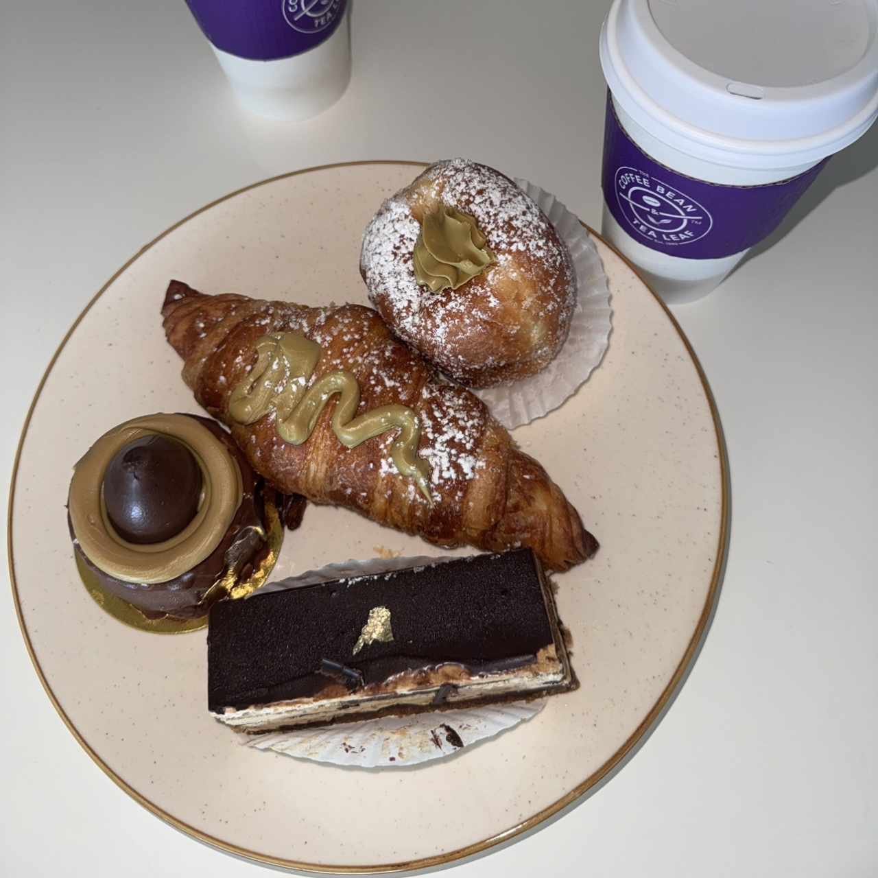 Croissant pistachio 