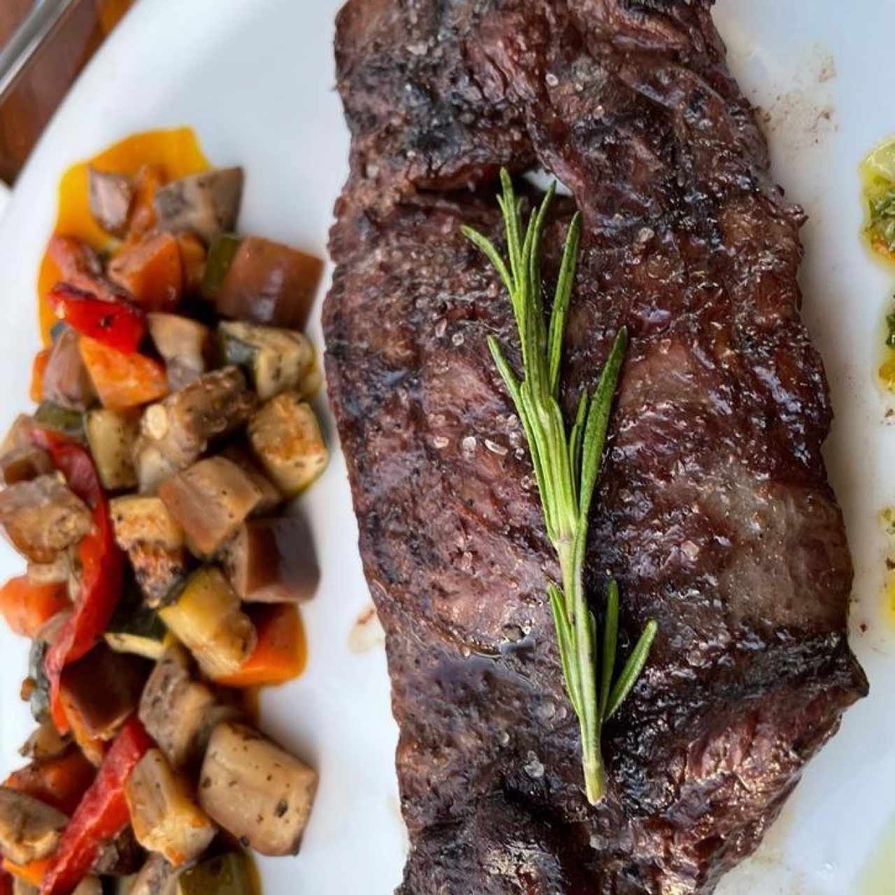 Entraña con Vegetales 