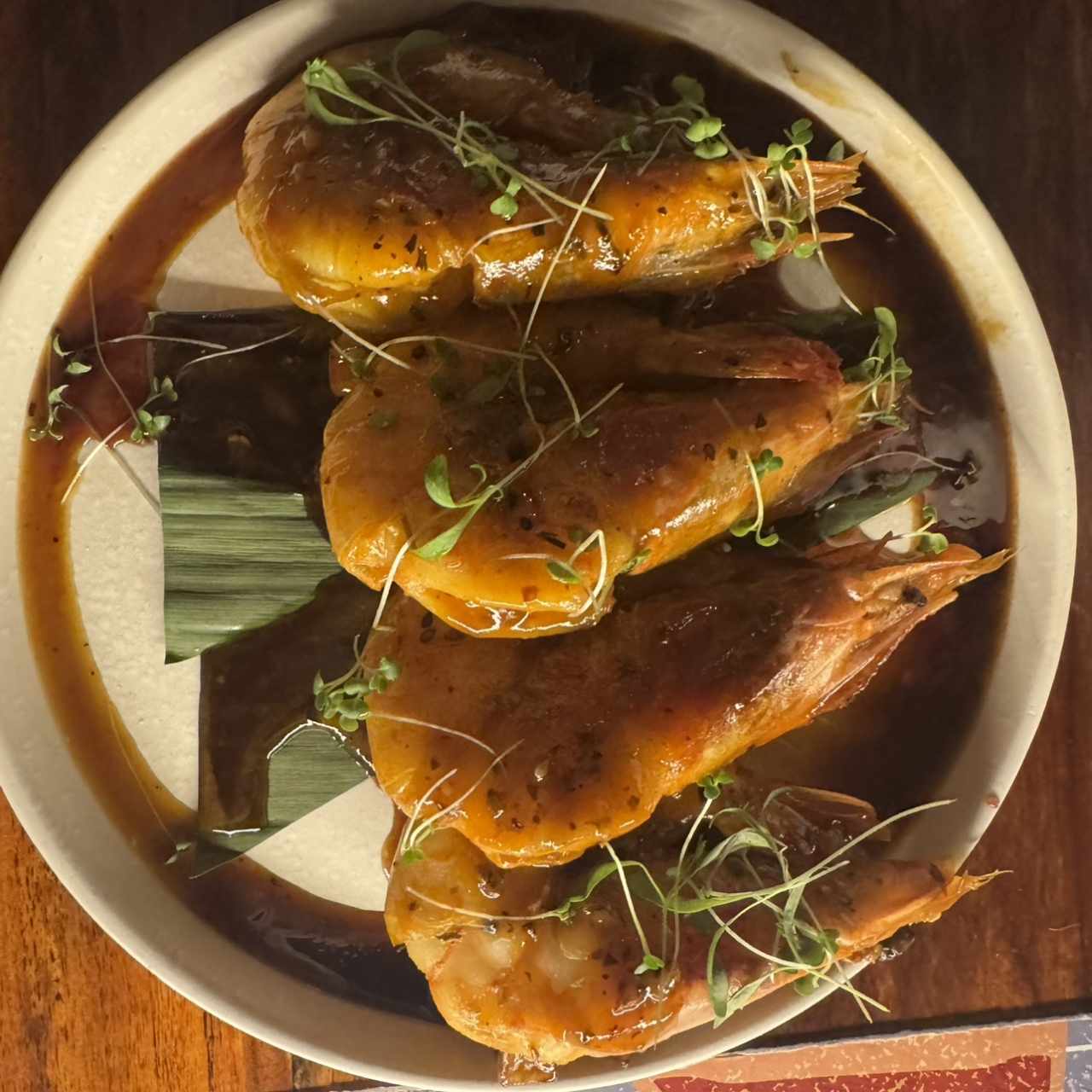 Langostinos con berenjenas al estilo asiático 